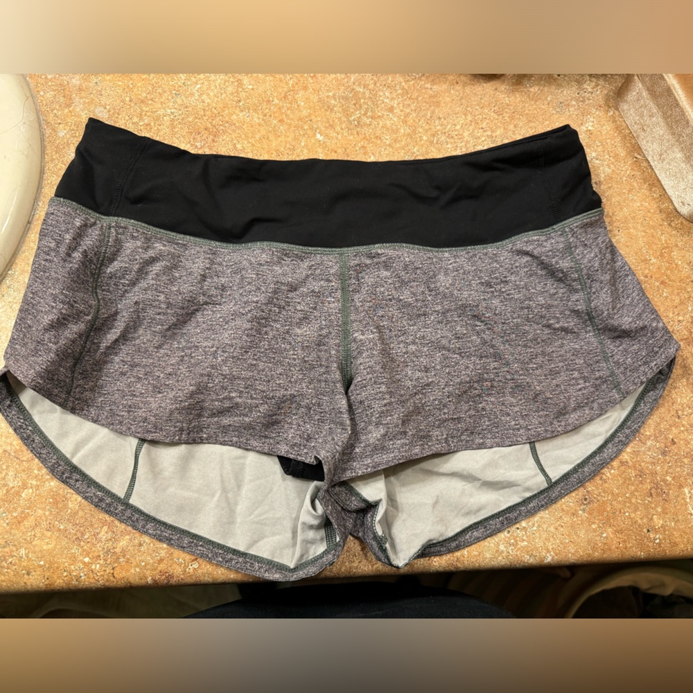 Lululemon speed up short